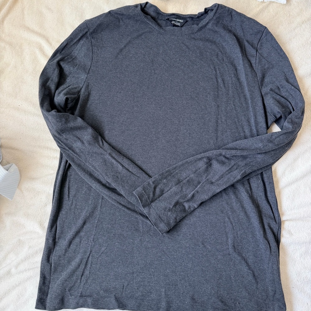 Banana Republic Charcoal Long Sleeve Tee